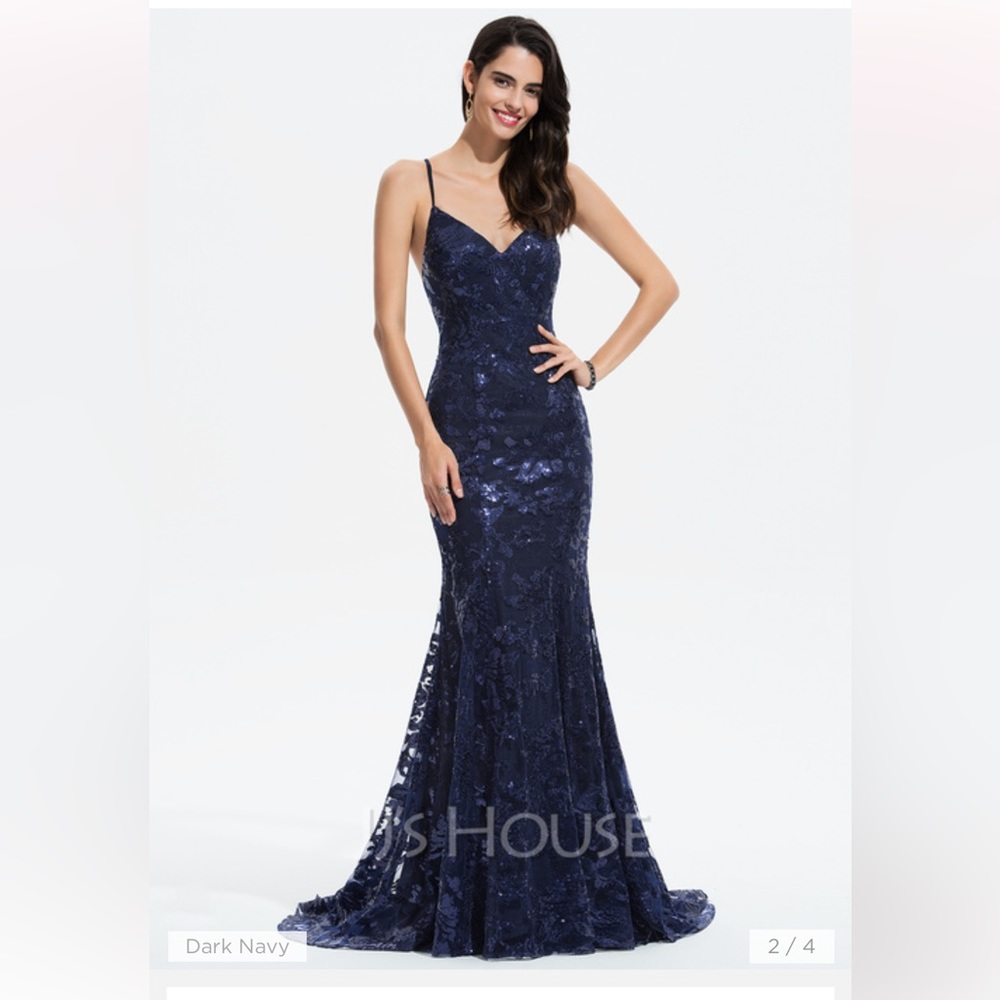 Black Trumpet/Mermaid V-Neck Sweep Train Sequined Prom Dresses With Sequins